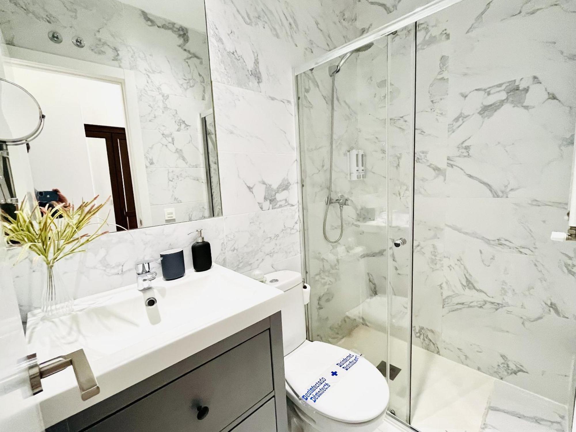 Dplace To Be - Luxury Apartment In Historic Center Madrid Habitación foto