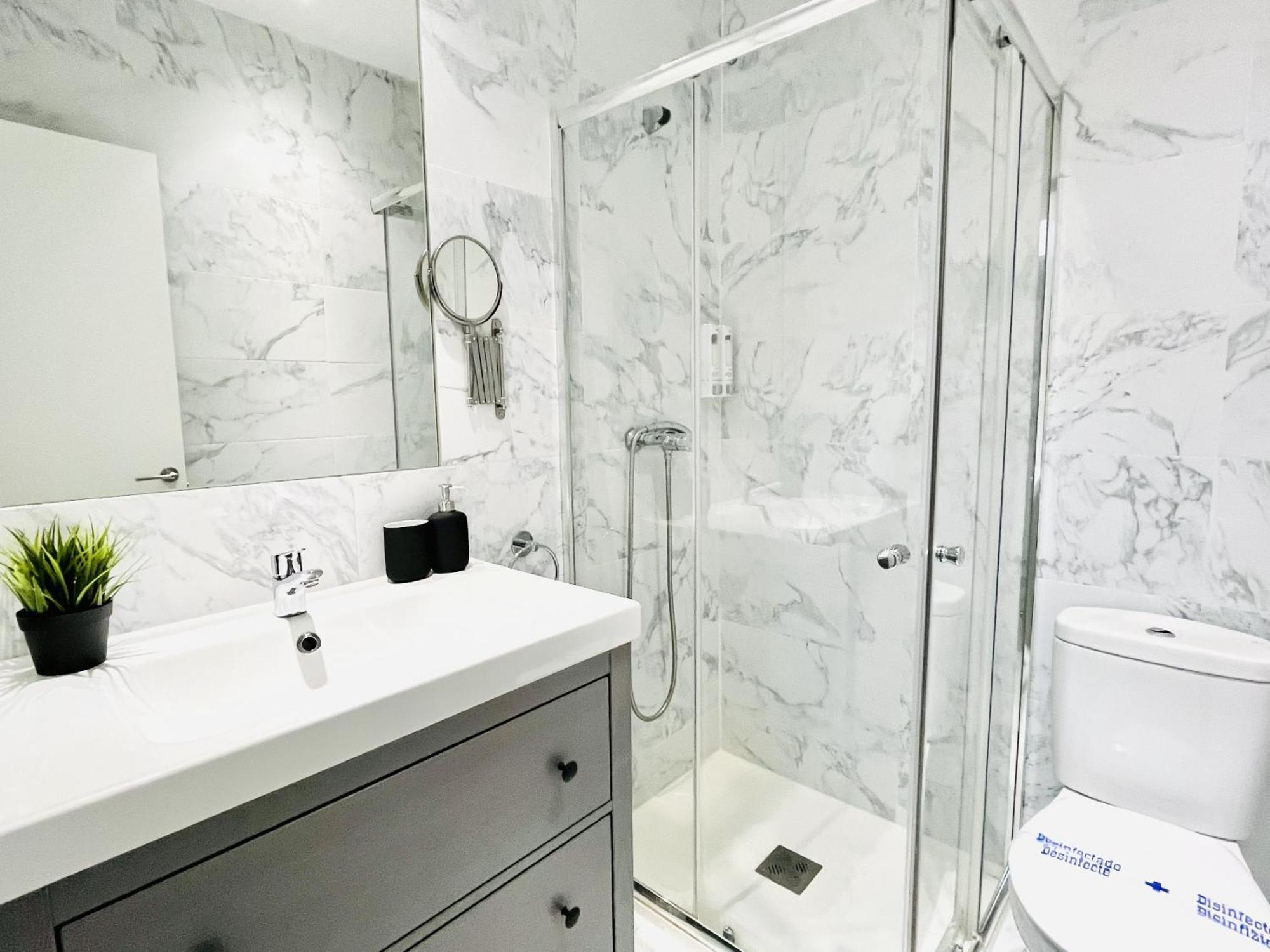 Dplace To Be - Luxury Apartment In Historic Center Madrid Habitación foto