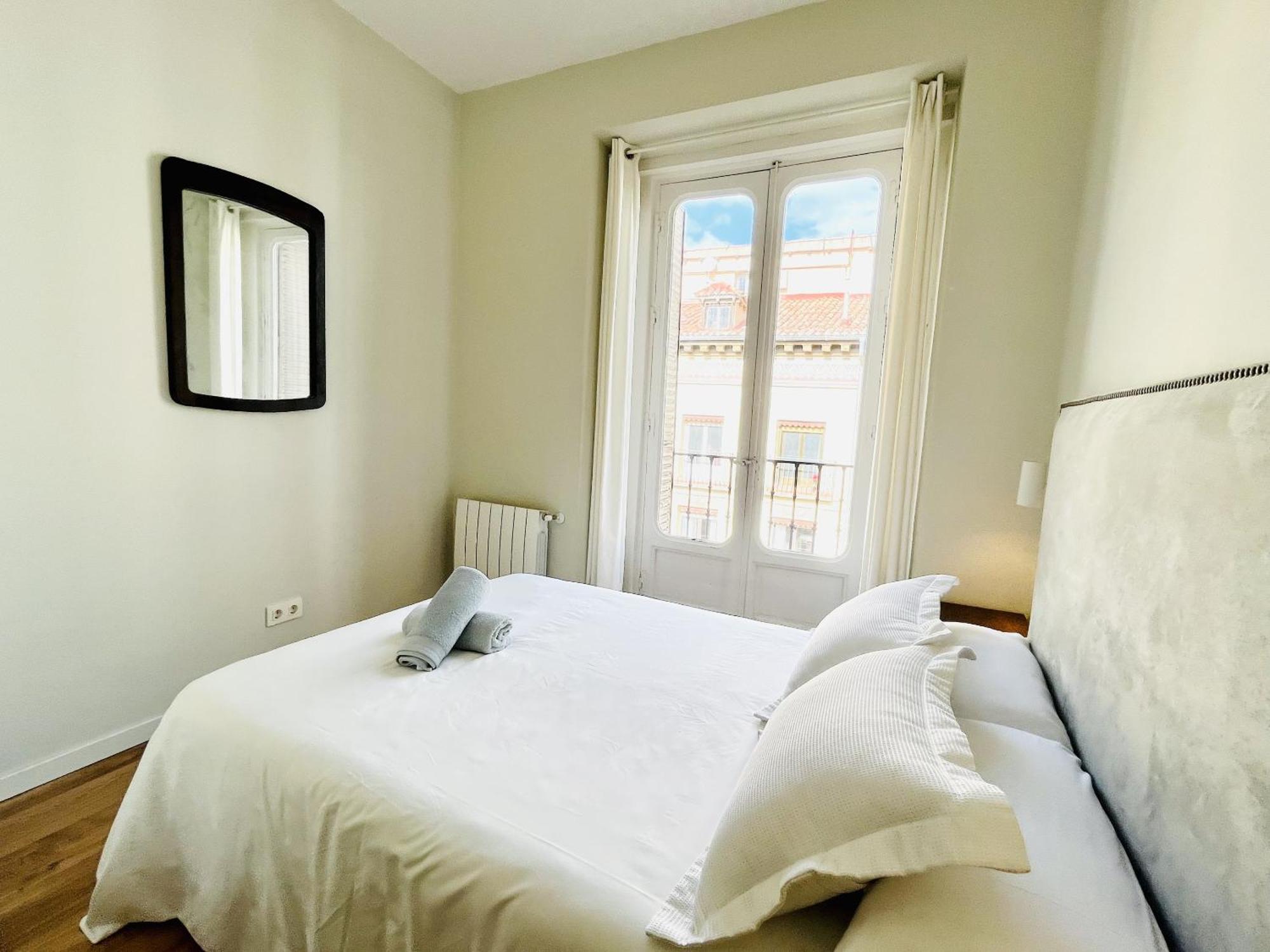 Dplace To Be - Luxury Apartment In Historic Center Madrid Habitación foto